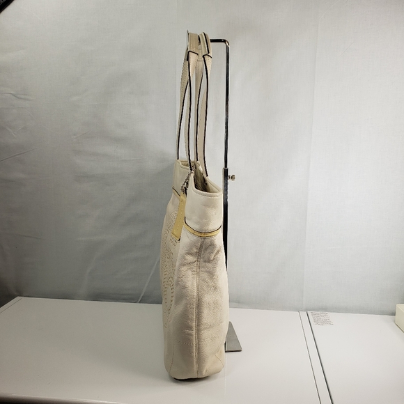 Coach 17041 Audrey Leigh Laser Cut Perforated Ivory Leather Tote Shoulder BagNWT - Picture 3 of 16